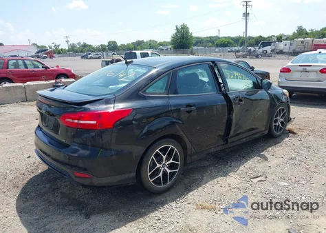 2015 Ford Focus Se z USA, uszkodzony, nr VIN 1FADP3F22FL272862